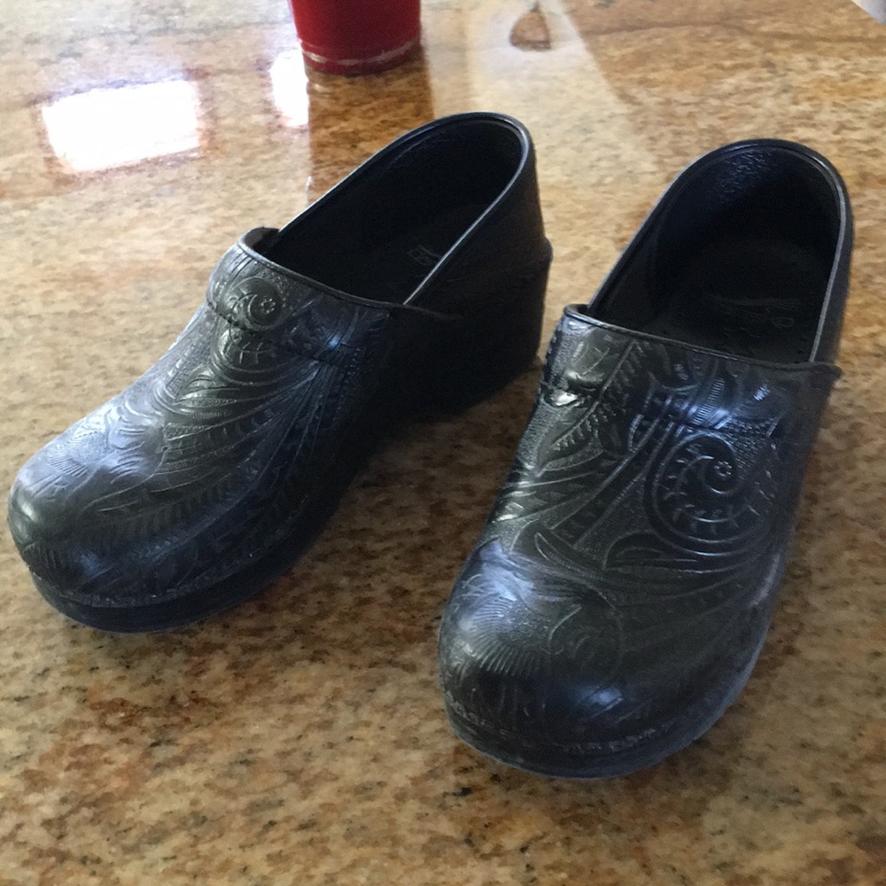Clogs